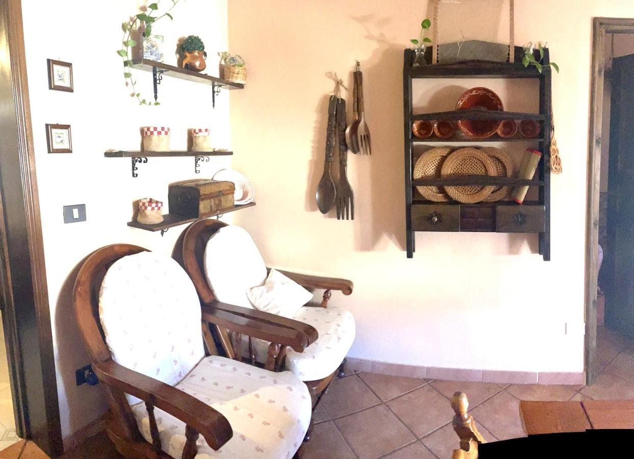La Gioiosa Apartment Bosa Bagian luar foto